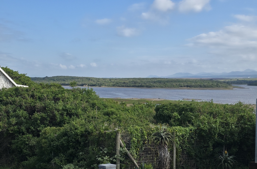 0 Bedroom Property for Sale in Paradise Beach Eastern Cape